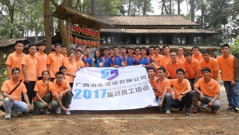 医生掀开奶罩边躁边狠狠躁视频