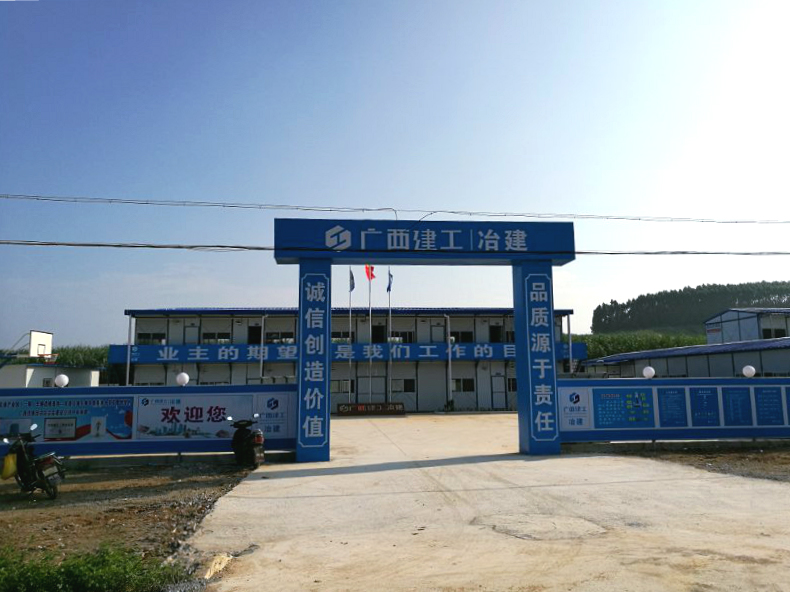 医生掀开奶罩边躁边狠狠躁视频