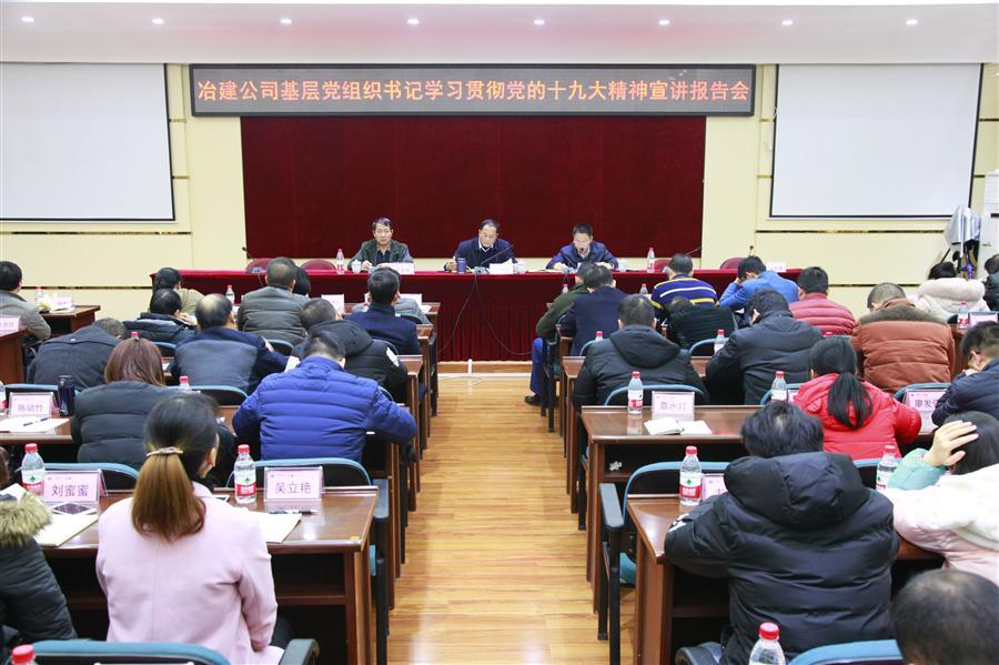 医生掀开奶罩边躁边狠狠躁视频