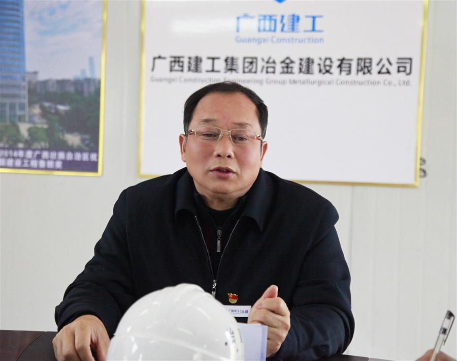 医生掀开奶罩边躁边狠狠躁视频