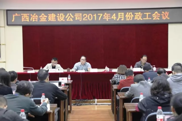 医生掀开奶罩边躁边狠狠躁视频