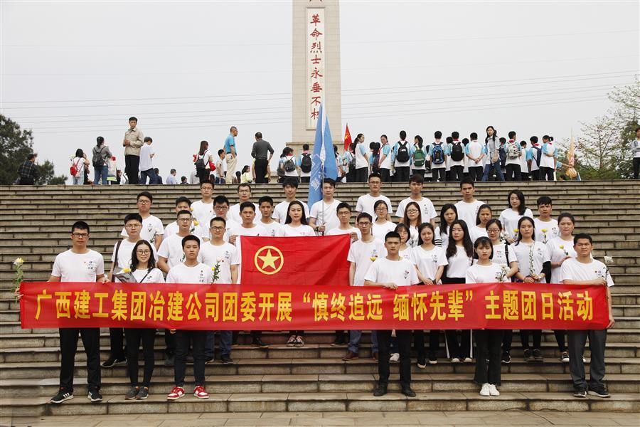 医生掀开奶罩边躁边狠狠躁视频