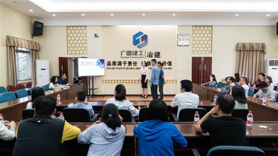 医生掀开奶罩边躁边狠狠躁视频