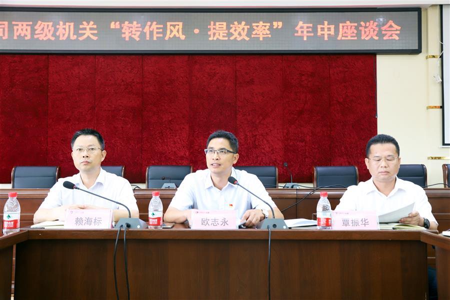 医生掀开奶罩边躁边狠狠躁视频