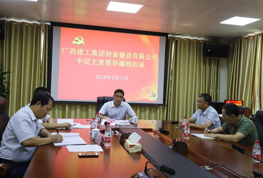 医生掀开奶罩边躁边狠狠躁视频