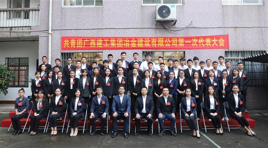 医生掀开奶罩边躁边狠狠躁视频