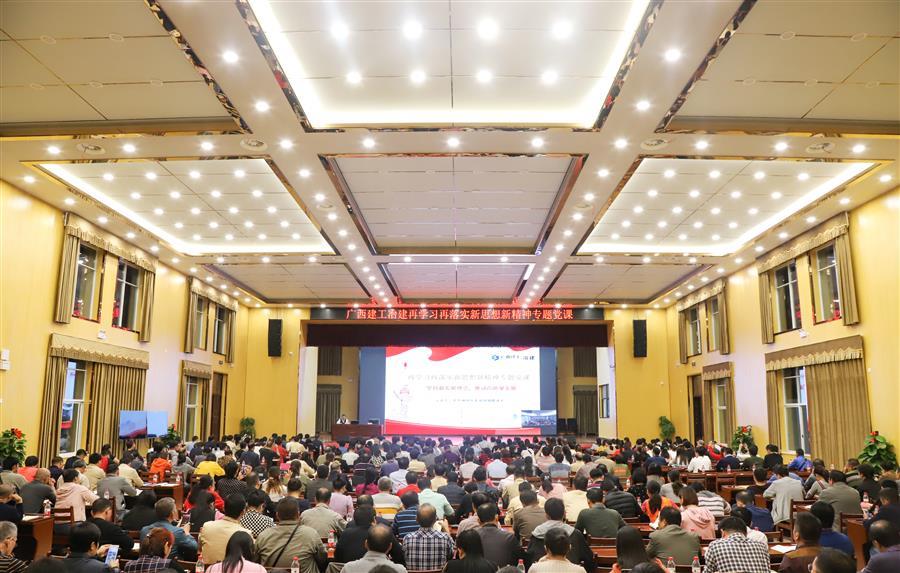 医生掀开奶罩边躁边狠狠躁视频