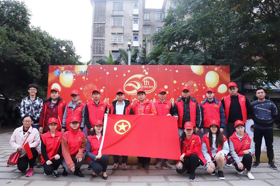 医生掀开奶罩边躁边狠狠躁视频