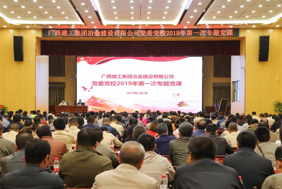 医生掀开奶罩边躁边狠狠躁视频