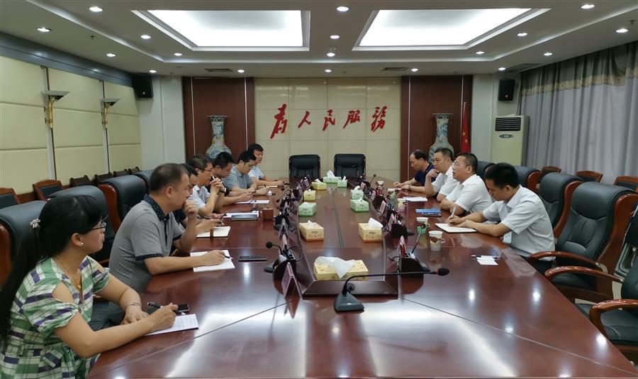 医生掀开奶罩边躁边狠狠躁视频