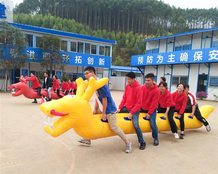 医生掀开奶罩边躁边狠狠躁视频