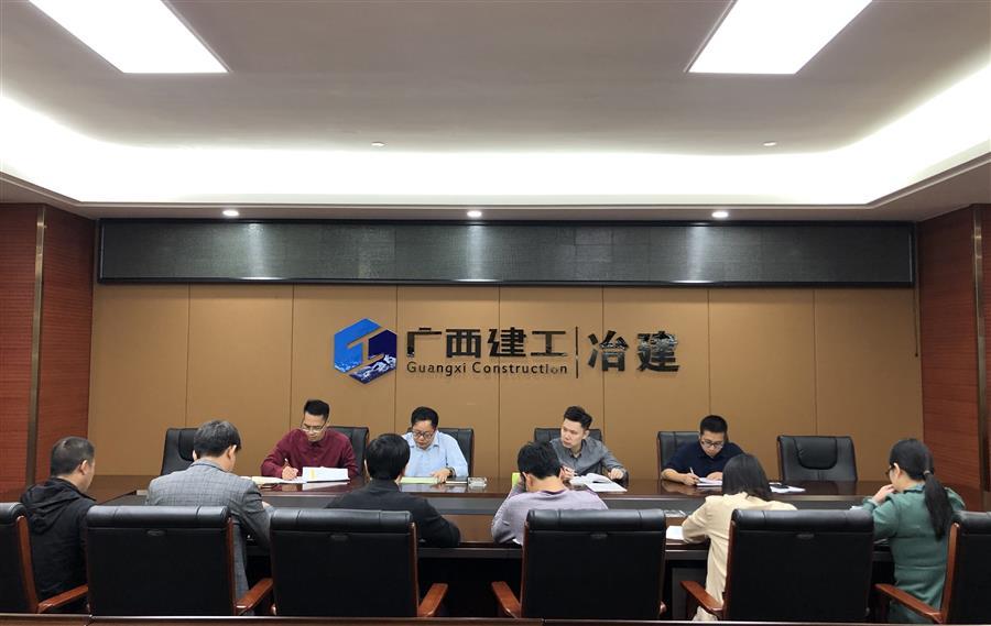 医生掀开奶罩边躁边狠狠躁视频