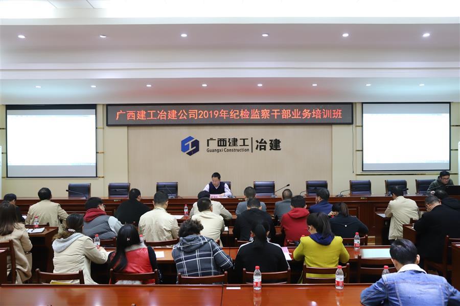 医生掀开奶罩边躁边狠狠躁视频