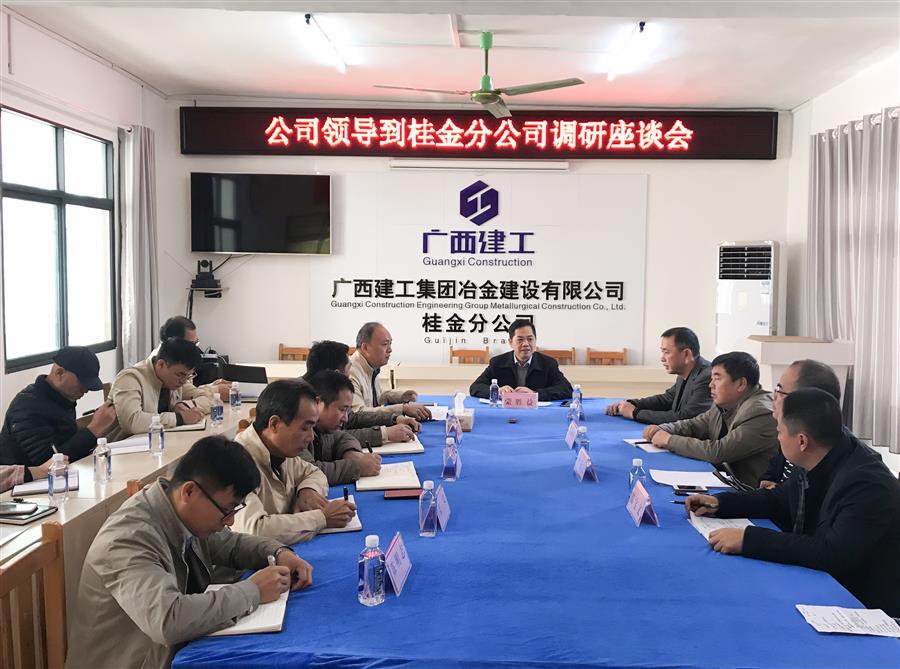 医生掀开奶罩边躁边狠狠躁视频