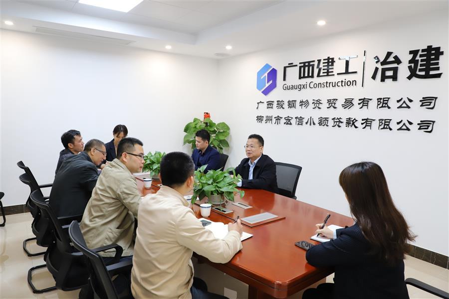 医生掀开奶罩边躁边狠狠躁视频