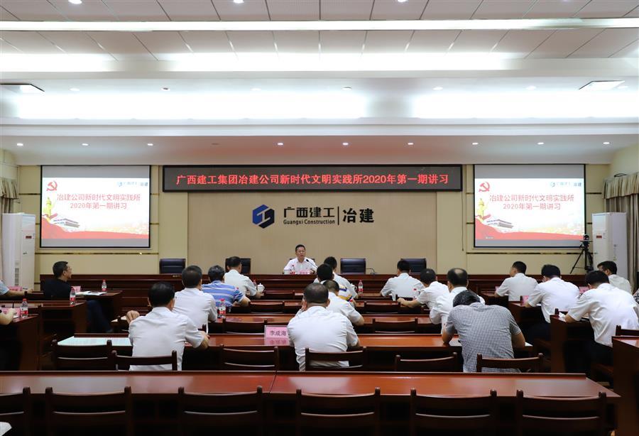 医生掀开奶罩边躁边狠狠躁视频