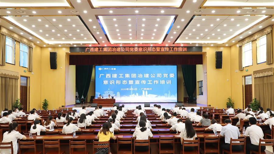 医生掀开奶罩边躁边狠狠躁视频