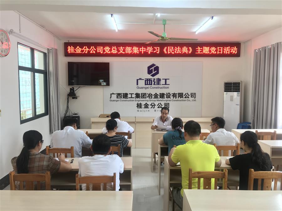 医生掀开奶罩边躁边狠狠躁视频