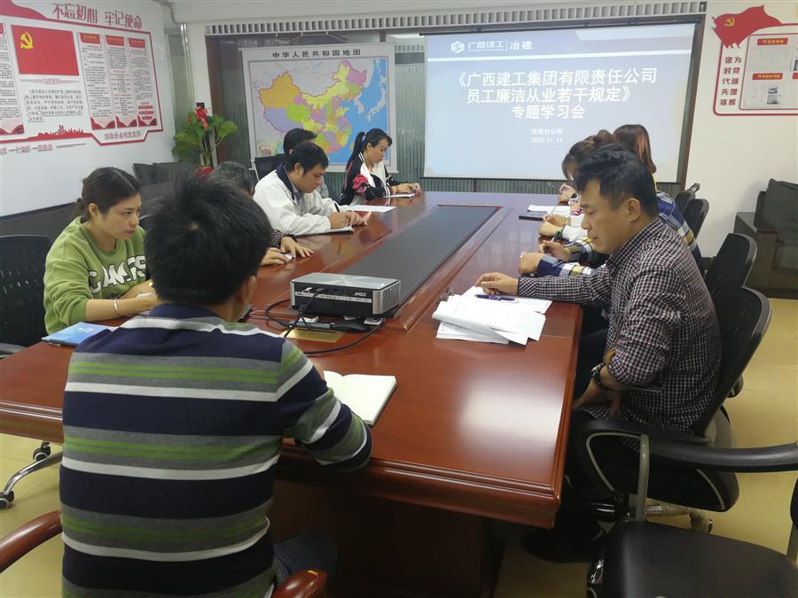 医生掀开奶罩边躁边狠狠躁视频