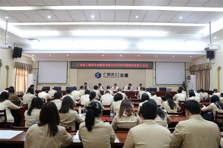 医生掀开奶罩边躁边狠狠躁视频