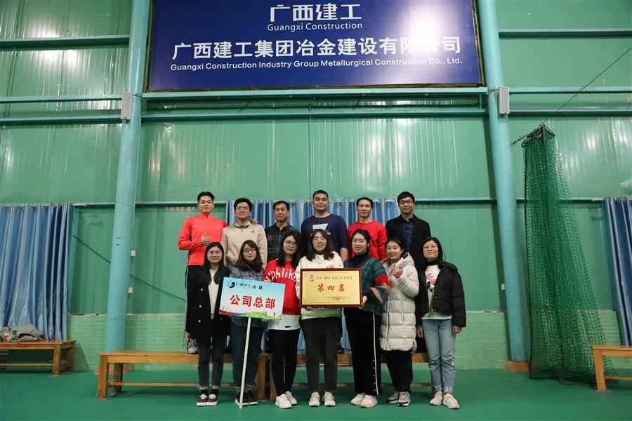 医生掀开奶罩边躁边狠狠躁视频