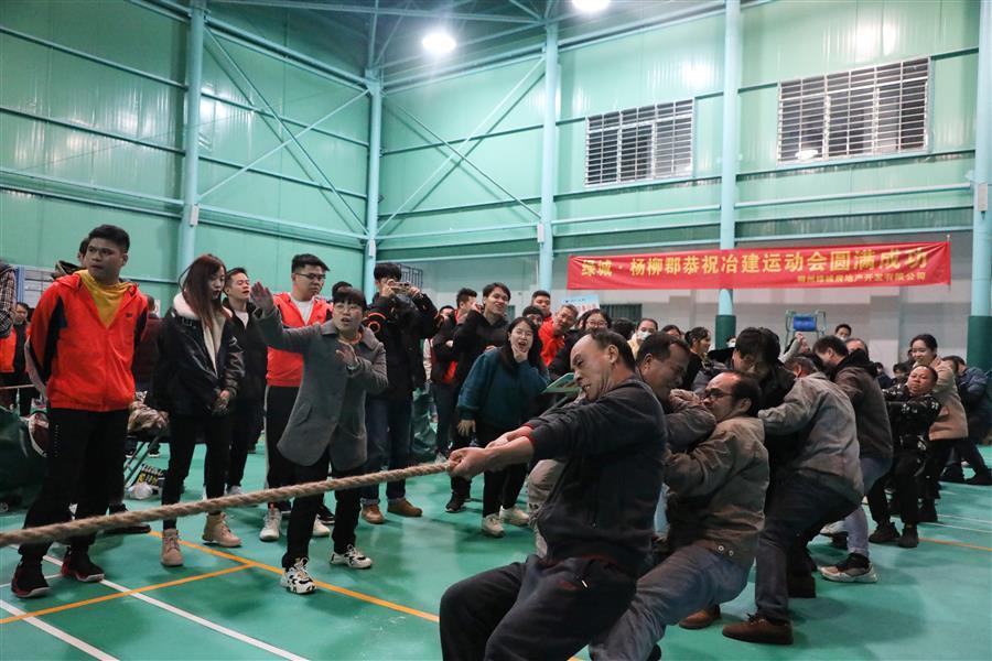 医生掀开奶罩边躁边狠狠躁视频