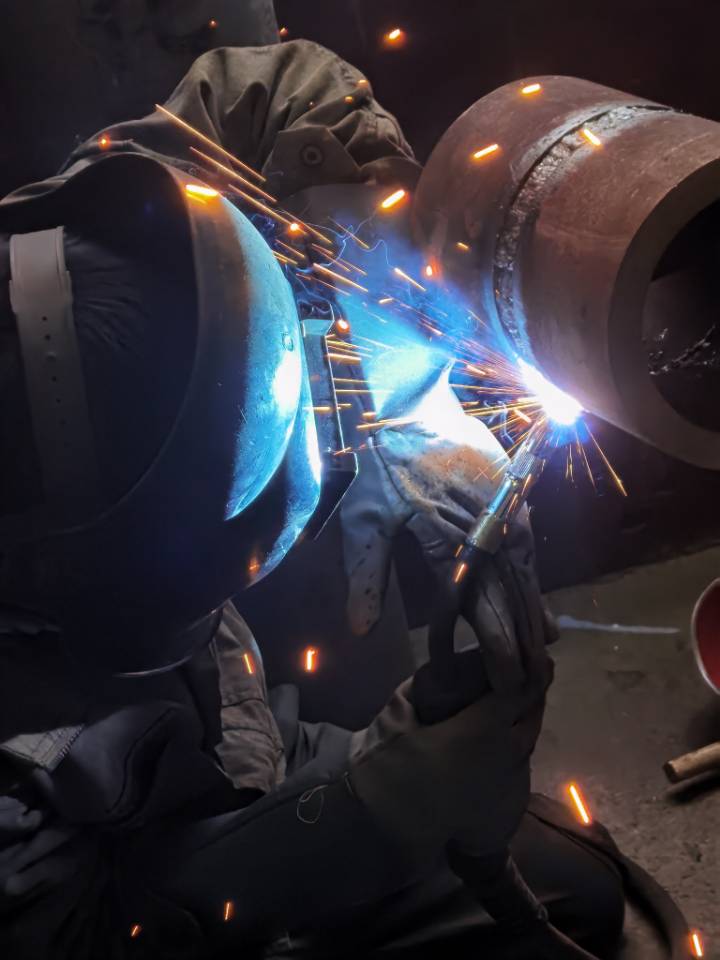 医生掀开奶罩边躁边狠狠躁视频