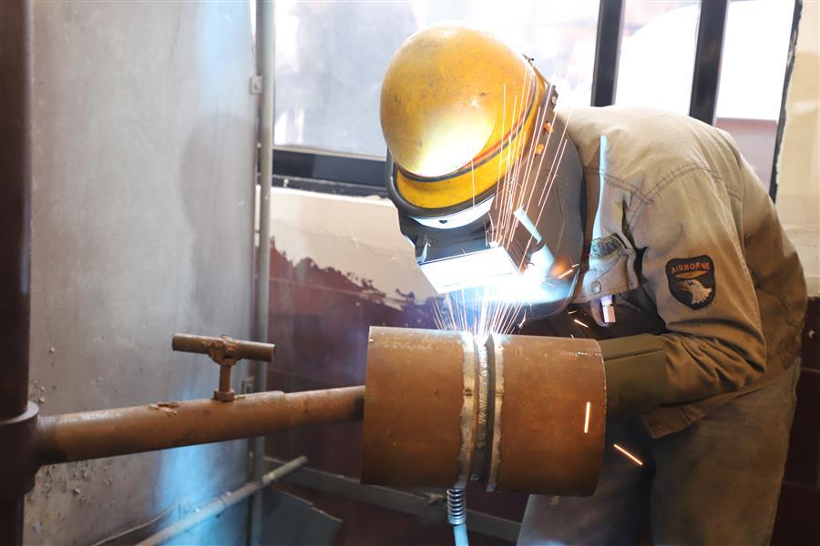 医生掀开奶罩边躁边狠狠躁视频