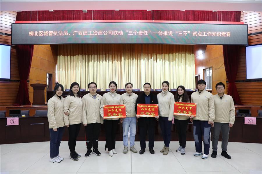 医生掀开奶罩边躁边狠狠躁视频