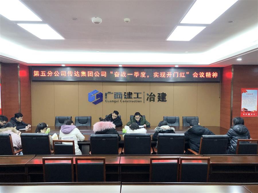 医生掀开奶罩边躁边狠狠躁视频