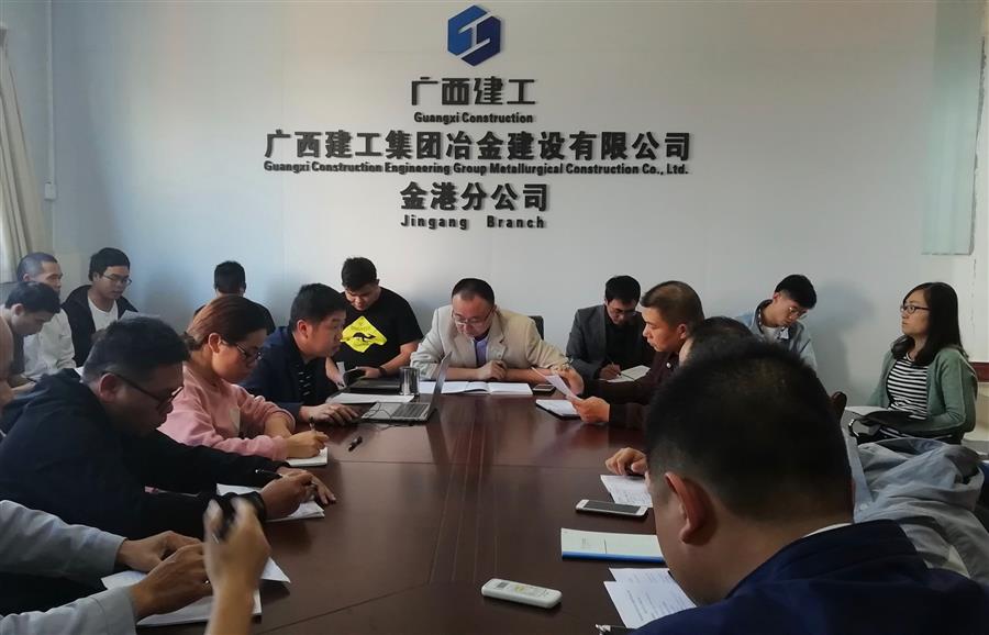 医生掀开奶罩边躁边狠狠躁视频