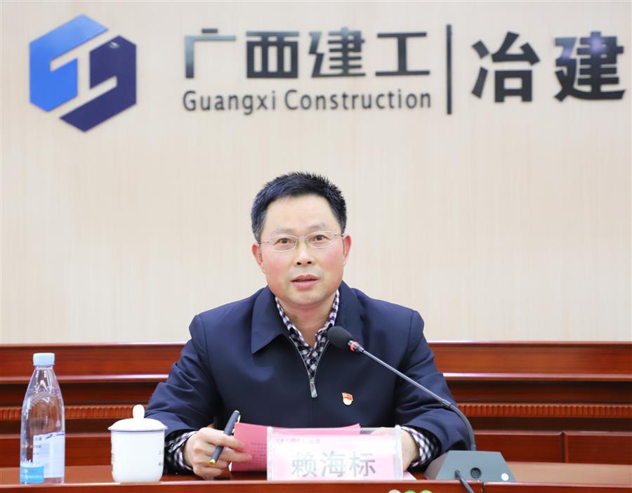 医生掀开奶罩边躁边狠狠躁视频