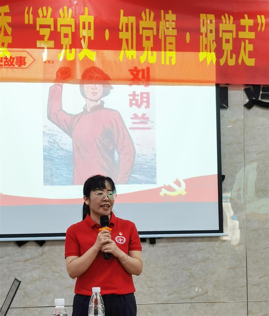 医生掀开奶罩边躁边狠狠躁视频