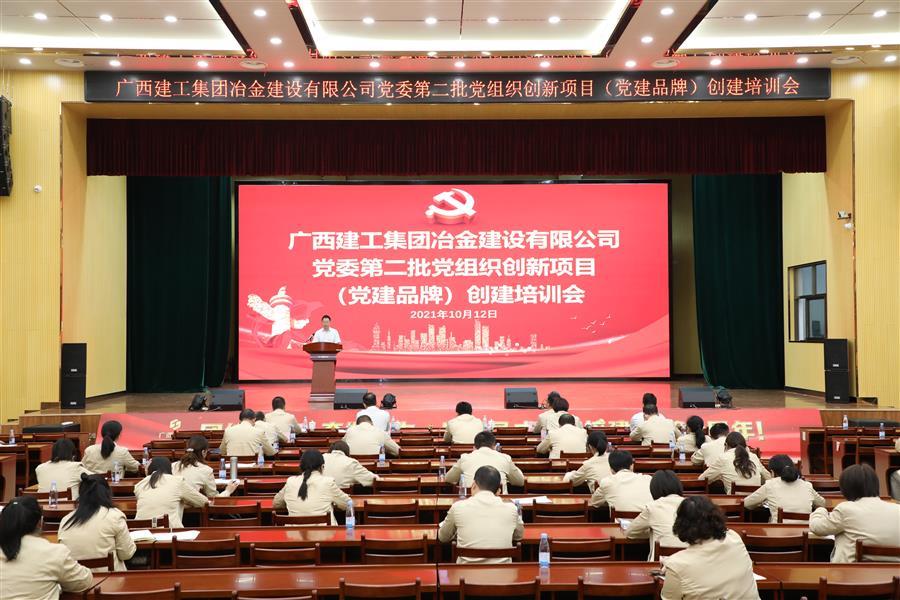 医生掀开奶罩边躁边狠狠躁视频