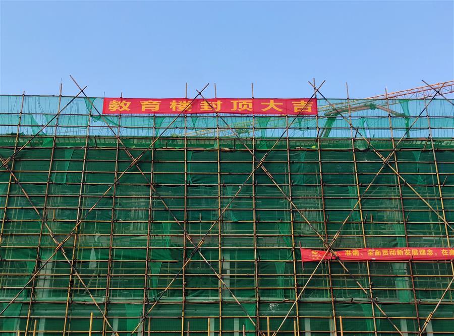 医生掀开奶罩边躁边狠狠躁视频