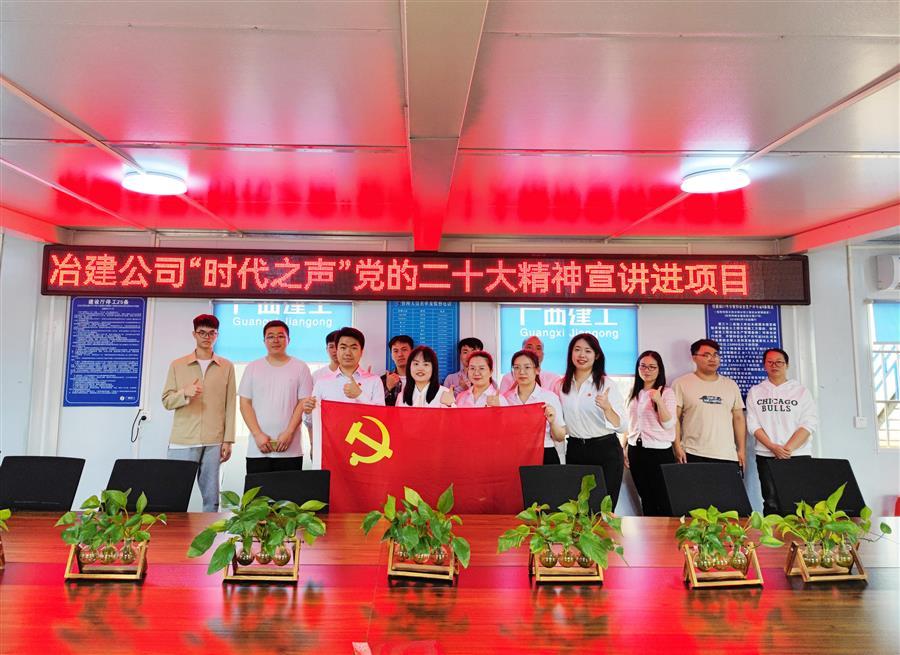 医生掀开奶罩边躁边狠狠躁视频