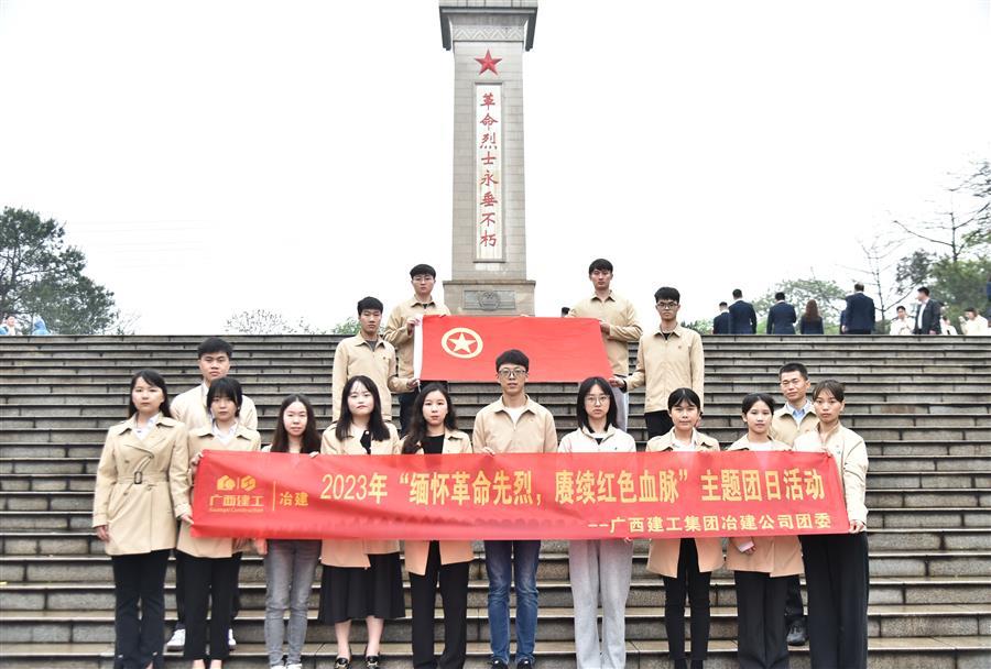 医生掀开奶罩边躁边狠狠躁视频