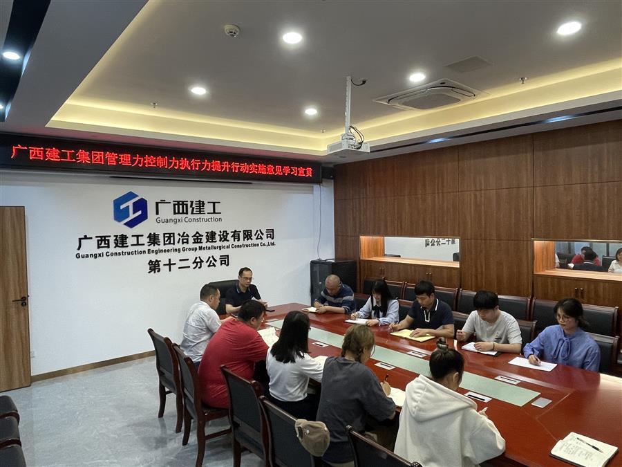 医生掀开奶罩边躁边狠狠躁视频