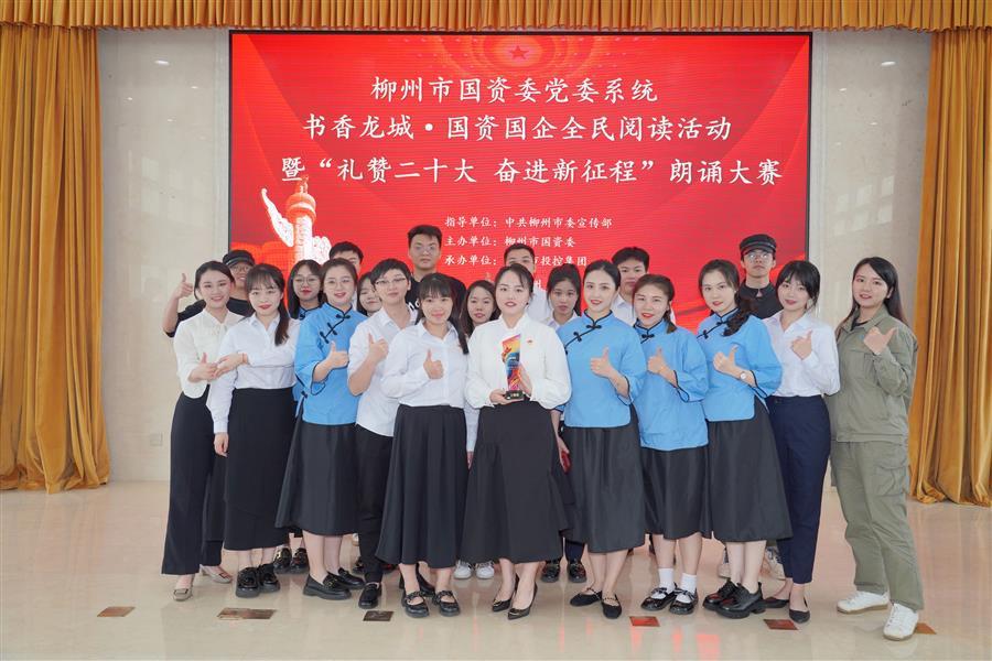 医生掀开奶罩边躁边狠狠躁视频