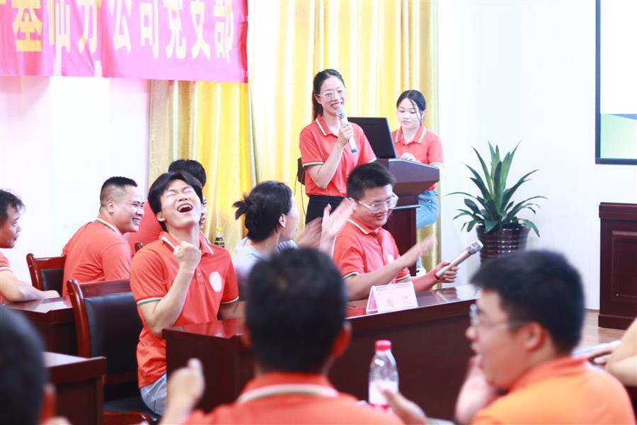 医生掀开奶罩边躁边狠狠躁视频