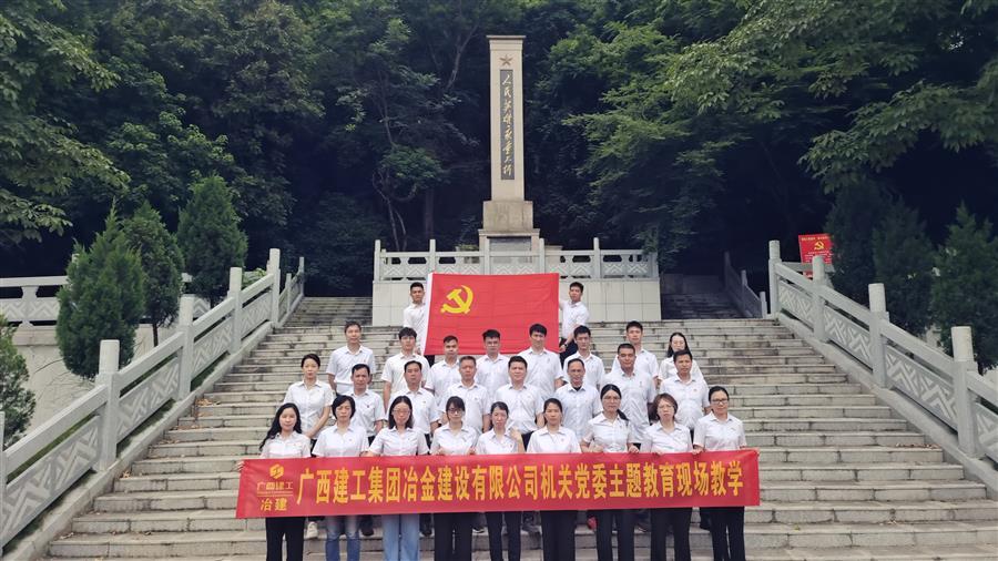 医生掀开奶罩边躁边狠狠躁视频