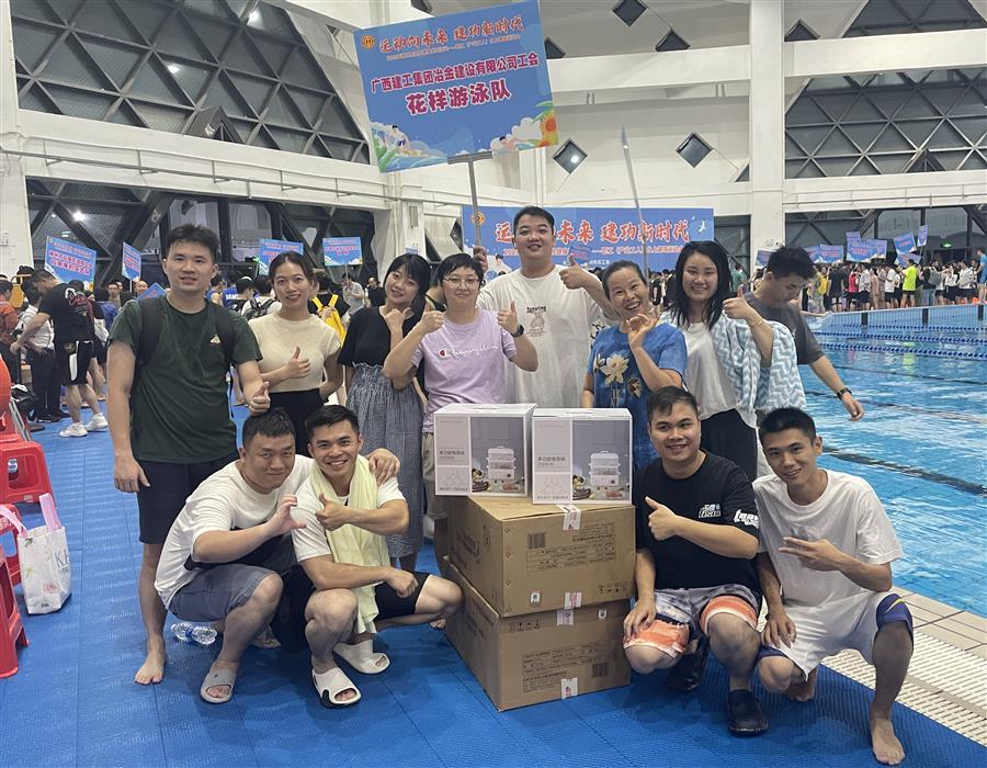 医生掀开奶罩边躁边狠狠躁视频