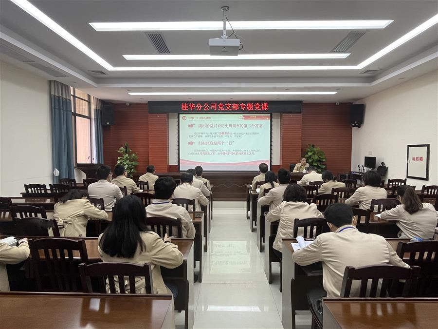 医生掀开奶罩边躁边狠狠躁视频