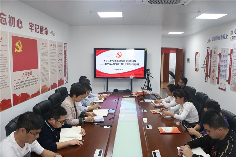 医生掀开奶罩边躁边狠狠躁视频