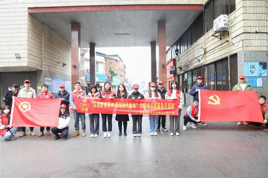 医生掀开奶罩边躁边狠狠躁视频