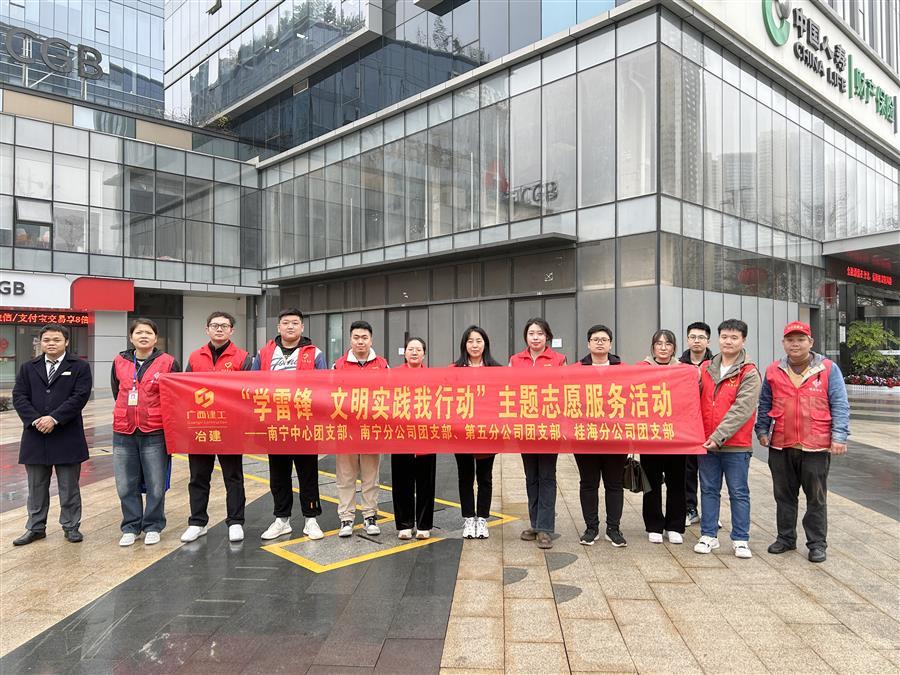 医生掀开奶罩边躁边狠狠躁视频