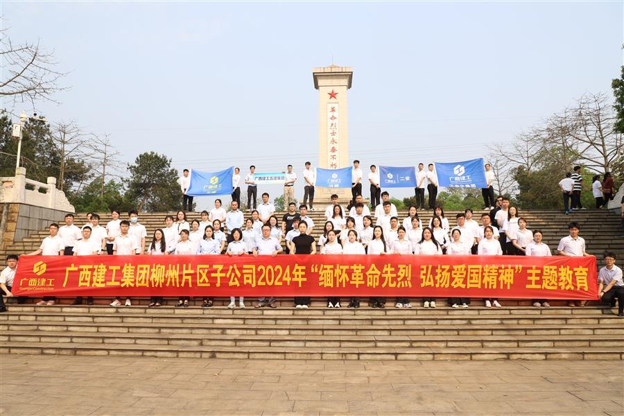 医生掀开奶罩边躁边狠狠躁视频