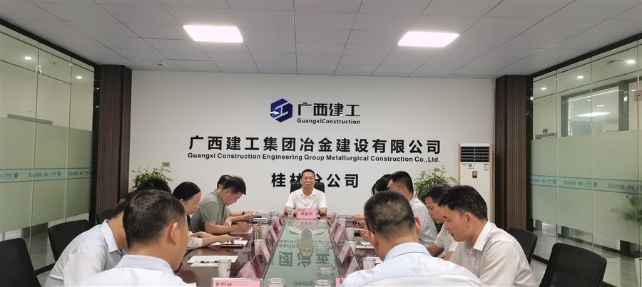 医生掀开奶罩边躁边狠狠躁视频