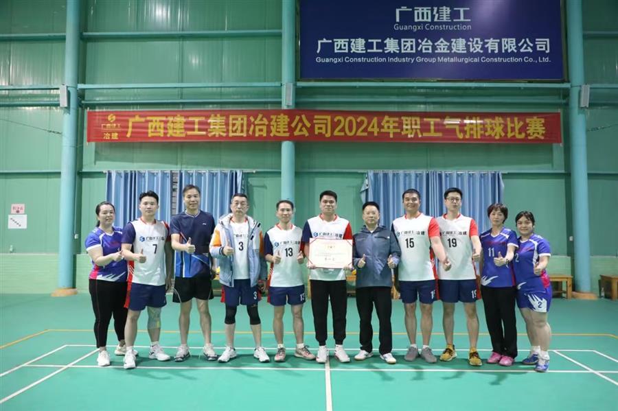 医生掀开奶罩边躁边狠狠躁视频