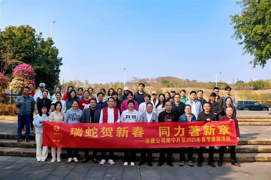 医生掀开奶罩边躁边狠狠躁视频